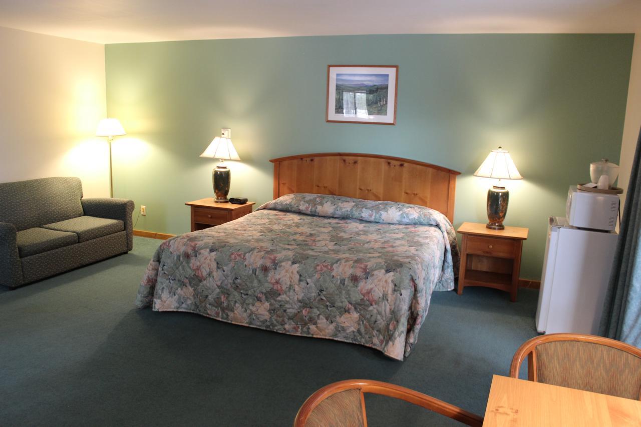 Nootka Lodge Woodsville Exterior foto